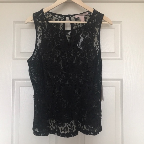 ⭐️❤️ Lace Peplum ❤️⭐️ - Picture 2 of 3